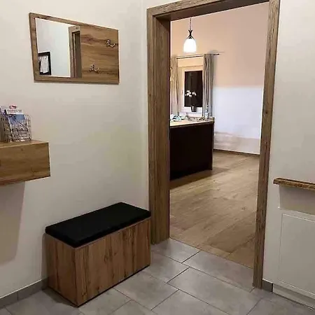 Neue Moderne Mit Infrarot Sauna Lägenhet *