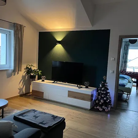 Neue Moderne Mit Infrarot Sauna * Hengersberg