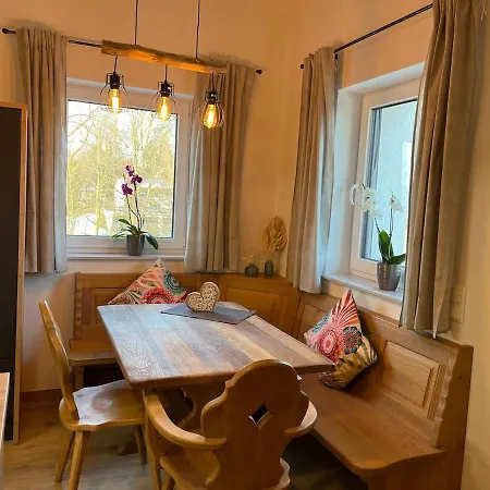 Neue Moderne Mit Infrarot Sauna Lägenhet